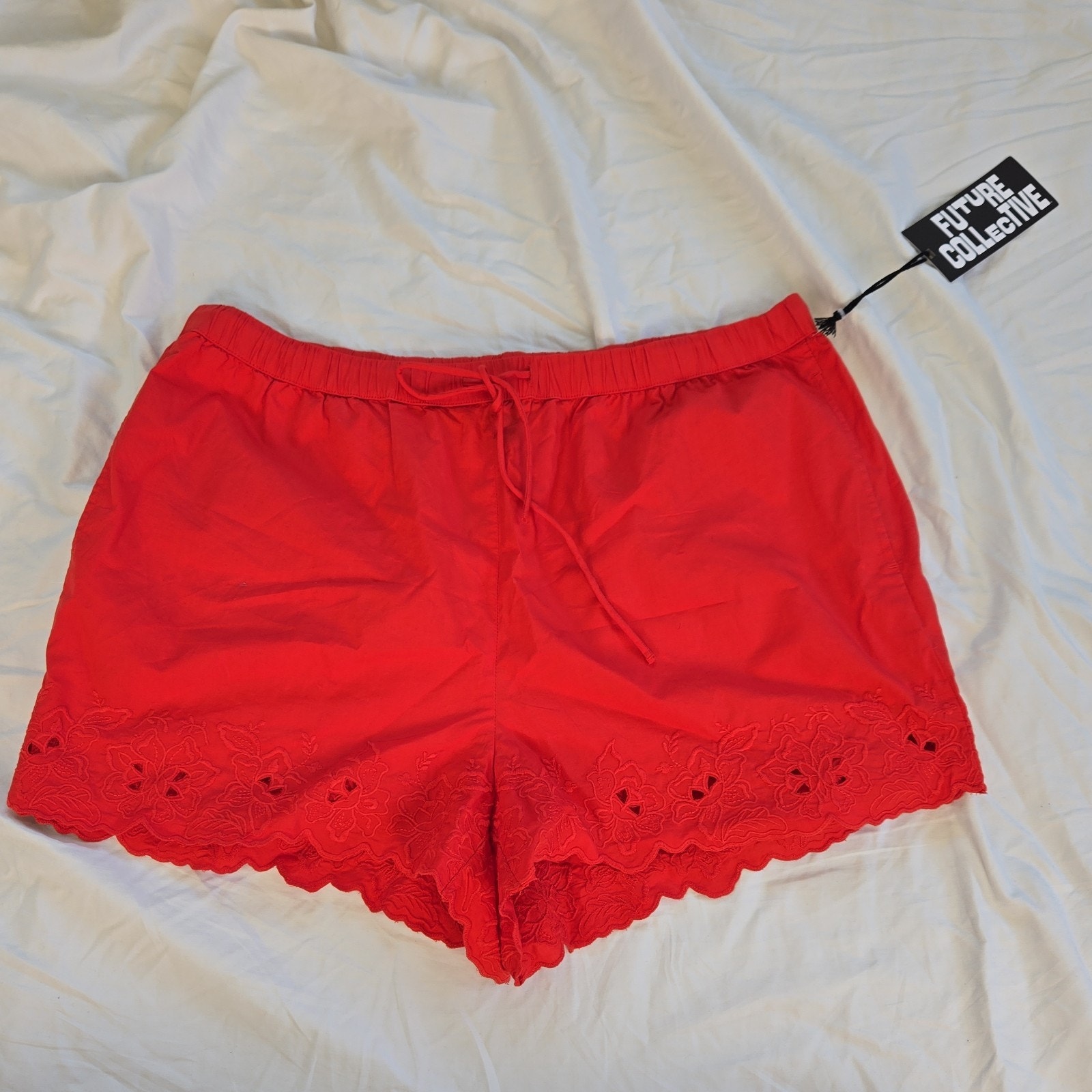 #44 Future Collective Women's Red Eyelet Scalloped Shorts Xl Elastic Waist